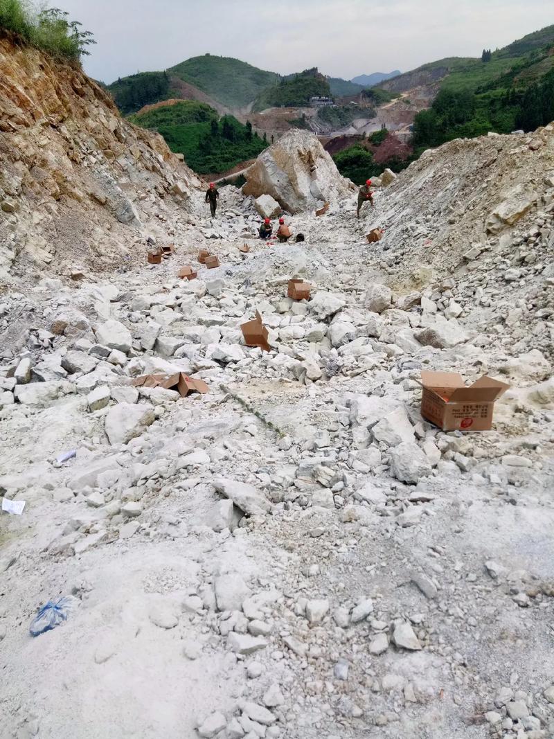 潜孔钻机引领土石方新时代 湖北兴隆钻机钻爆全过程解读